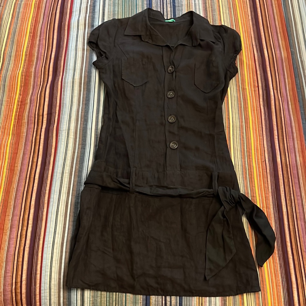 Super cute navy linen dress